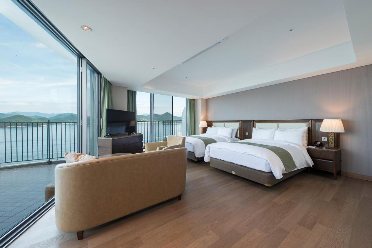 Stanford Hotel&Resort Tongyeong Habitación foto